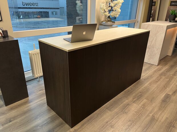 Toonbank BLOX 180 cm walnoot + travertin (nieuw)