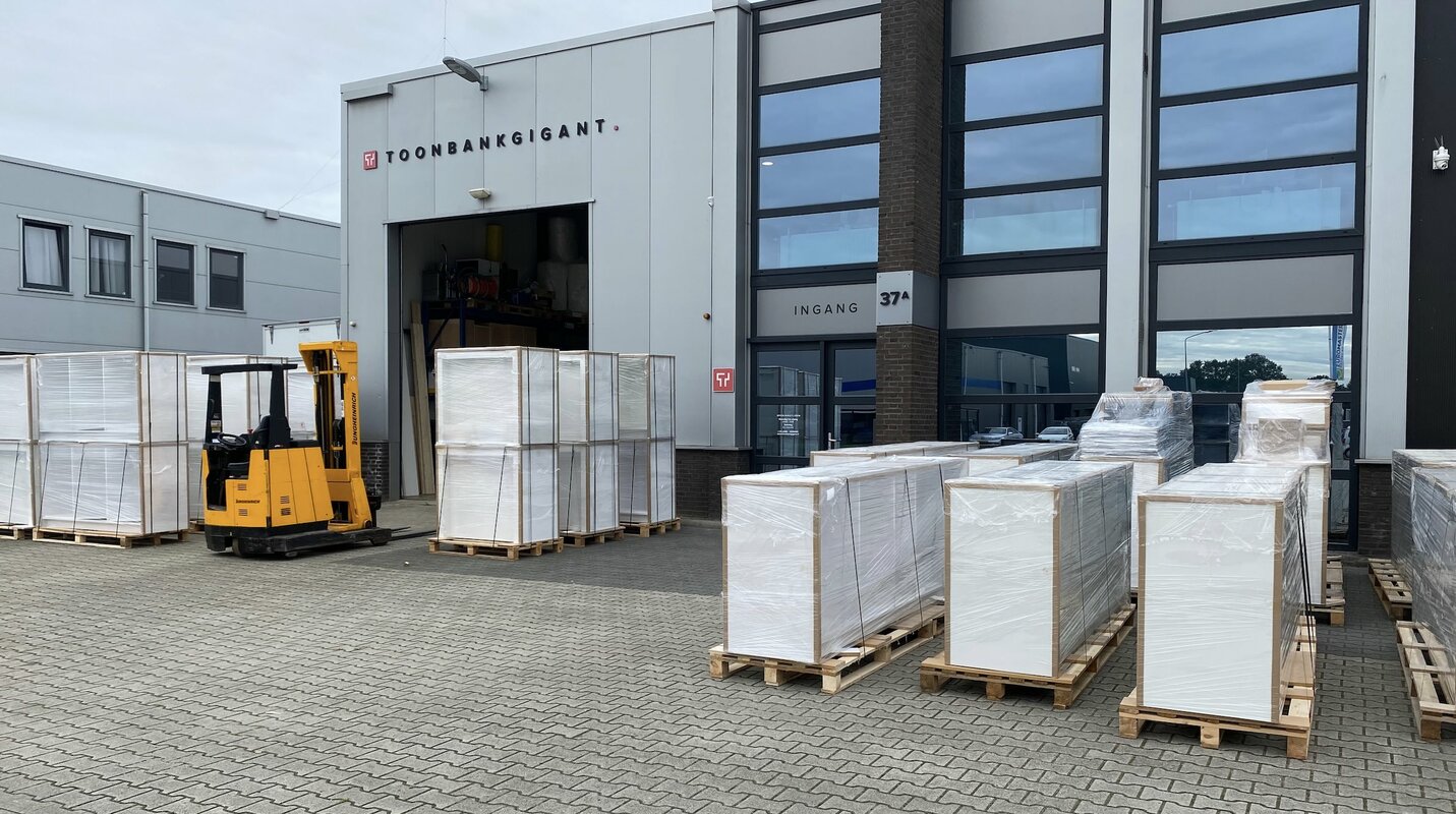 Toonbankgigant%20homepage%20banner_nl.jpg